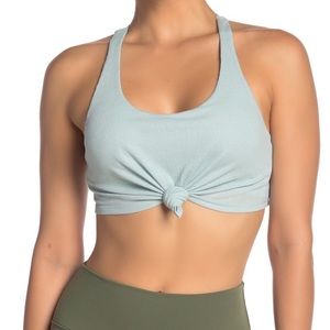 Alo yoga knot bra in cloud
